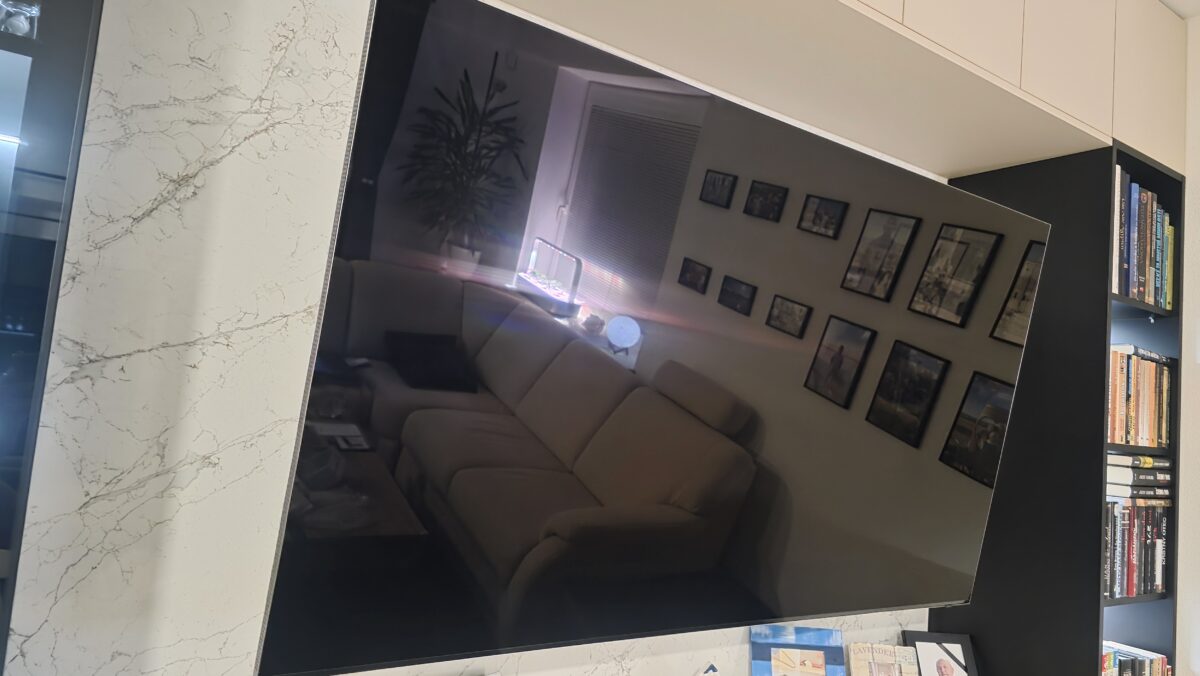 televízor