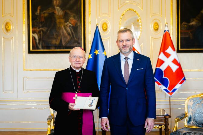 PREZIDENT: Prijatie Mons. Františka Rábeka