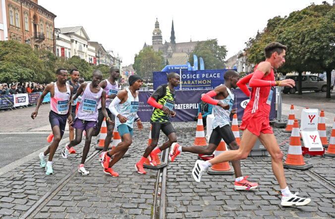 bežci preteky Medzinárodný maratón mieru Košice