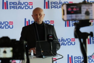 PRÁVO NA PRAVDU: Vláda mafie na Slovensku