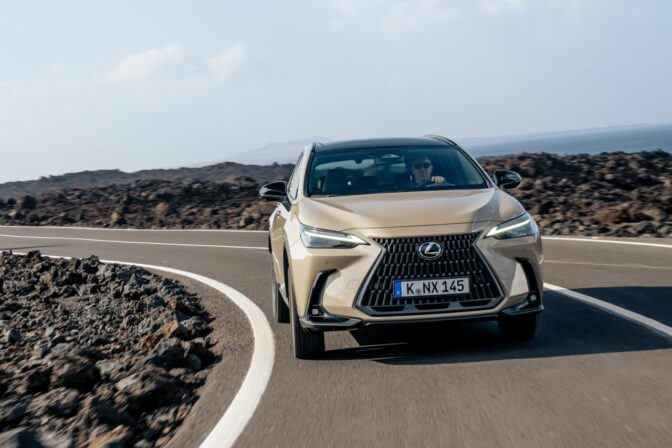 955 lexus nx 2022.jpg