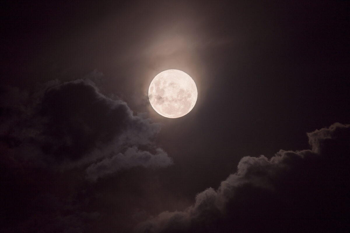 Super moon