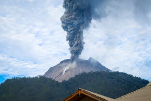 The eruption of Mount Lewotobi in East Flores Regency, Larantuka, Lewotobi volcano emits volcanic ash