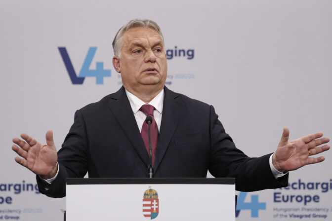 Hungary France Macron Visegrad Group
