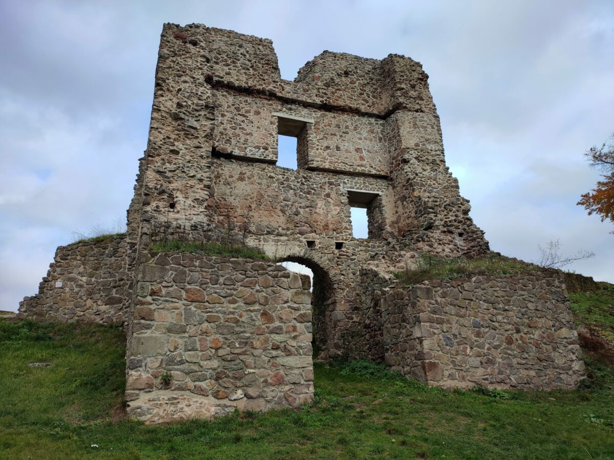 Hrad Dobrá Niva (okres Zvolen)
