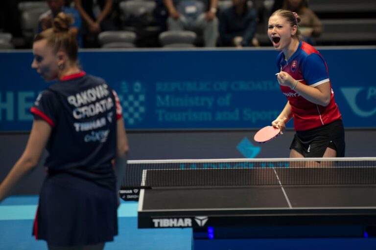 ME v stolnom tenise družstiev