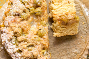 Strúhaný jogurtový koláč