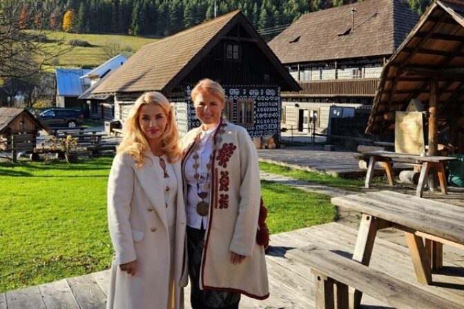 Šimkovičová, Čičmany