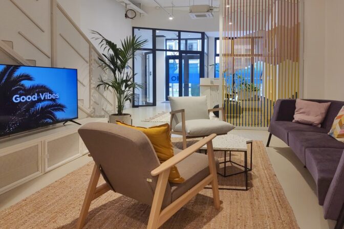 Thumbnail_hq_novi sad kosovska 27_serbia_centre 7452_business lounge 1_11zon.jpg