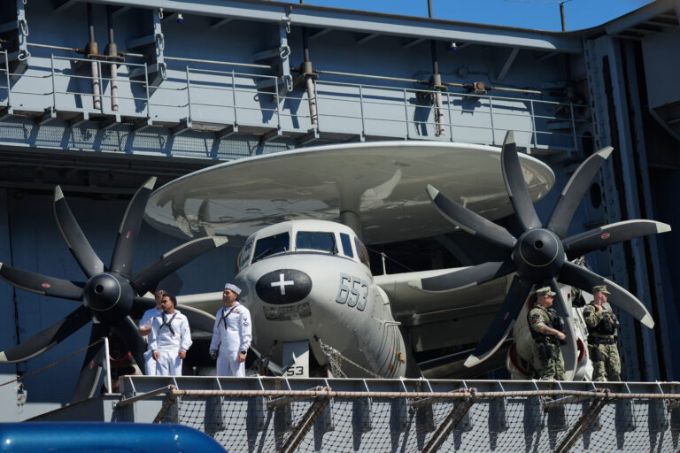 Námorníci loď 250. výročie amerického námorníctva námorná základňa Norfolk