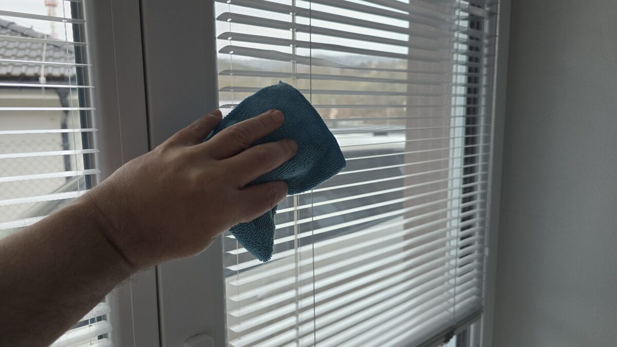 ako vyčistiť každý typ žalúzií