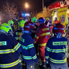 Zrážka vlakov pri Pezinku.jpg