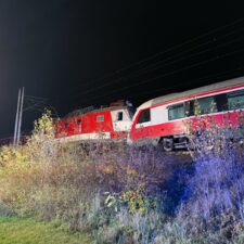 Zrážka vlakov pri Pezinku