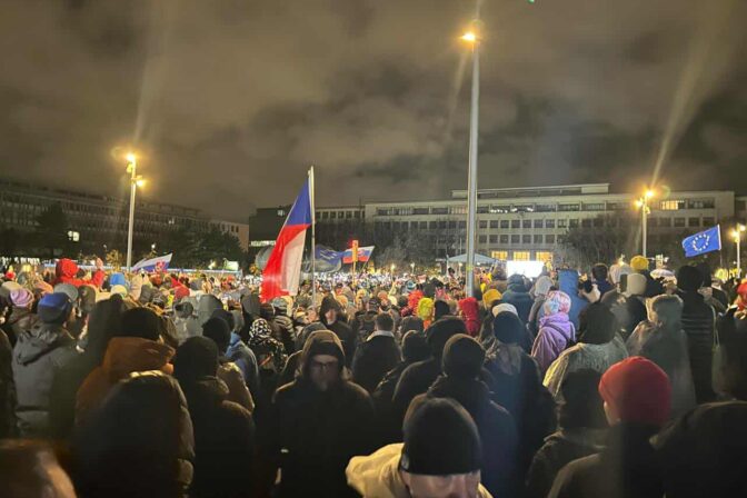 Zhromaždenie na Námestí slobody v Bratislave
