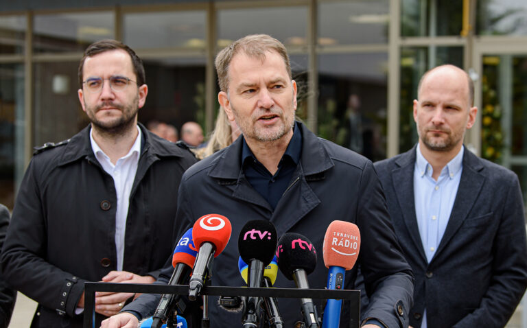 VLÁDA: Výjazdové rokovanie v Galante