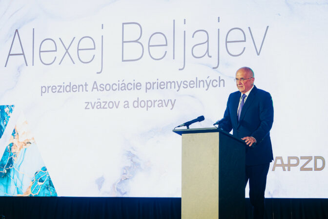 PREZIDENT: Stretnutie lídrov priemyslu a dopravy