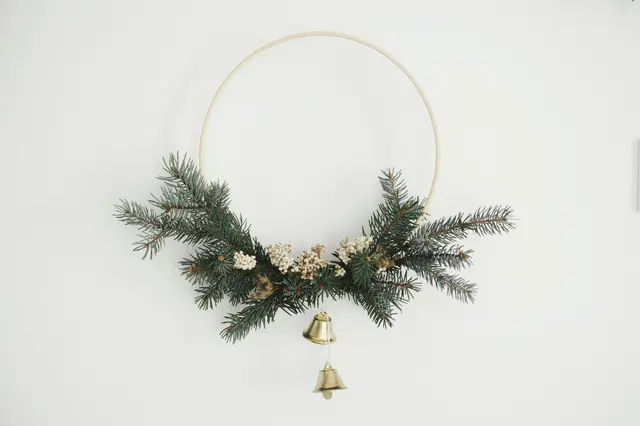 veniec na kovovom kruhu