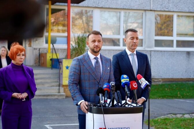 Šutaj Eštok, Drucker