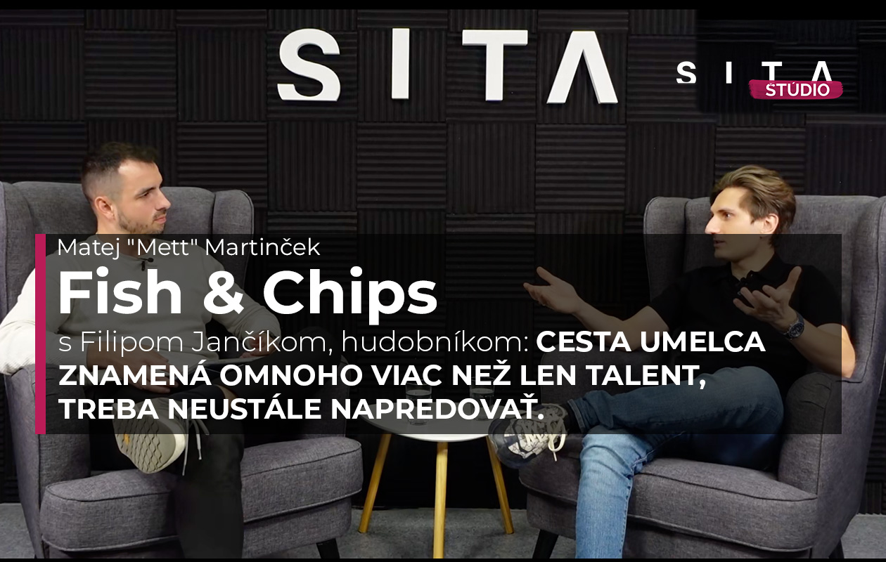 Filip Jančík v Štúdiu SITA s Matejom Martinčekom počas nahrávania video podcastu Fish & Chips.