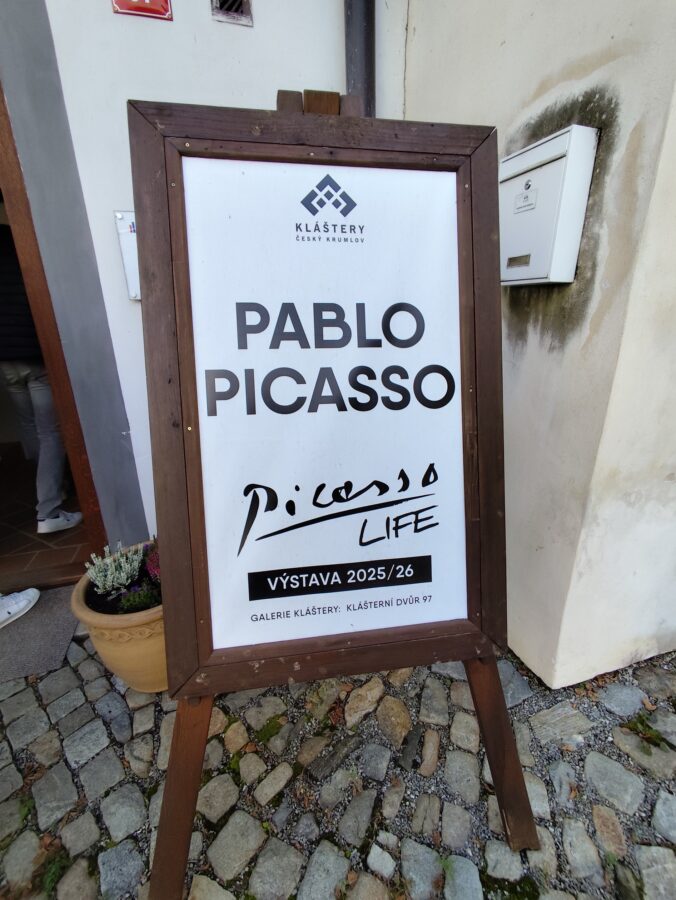 V Kláštoroch Český Krumlov momentálne prebieha výstava Picasso Life, ktorá prináša pohľad na život a dielo jedného z najvplyvnejších umelcov 20. storočia.
