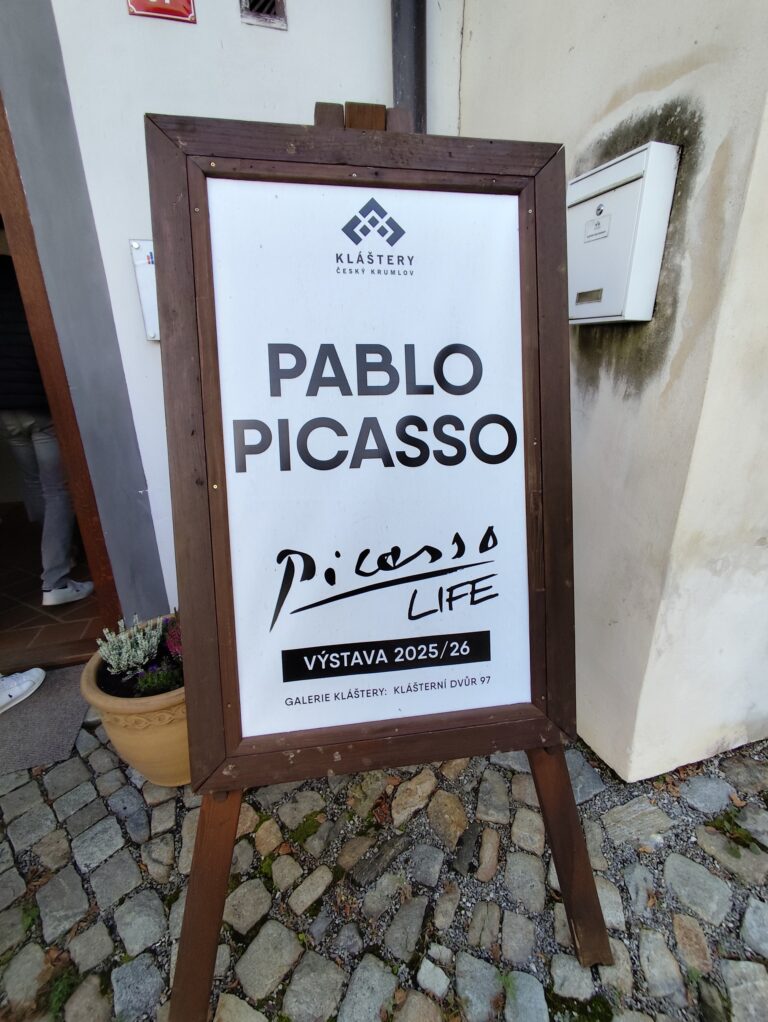 V Kláštoroch Český Krumlov momentálne prebieha výstava Picasso Life, ktorá prináša pohľad na život a dielo jedného z najvplyvnejších umelcov 20. storočia.