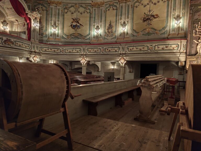 Mašinky na výrobu efektov.