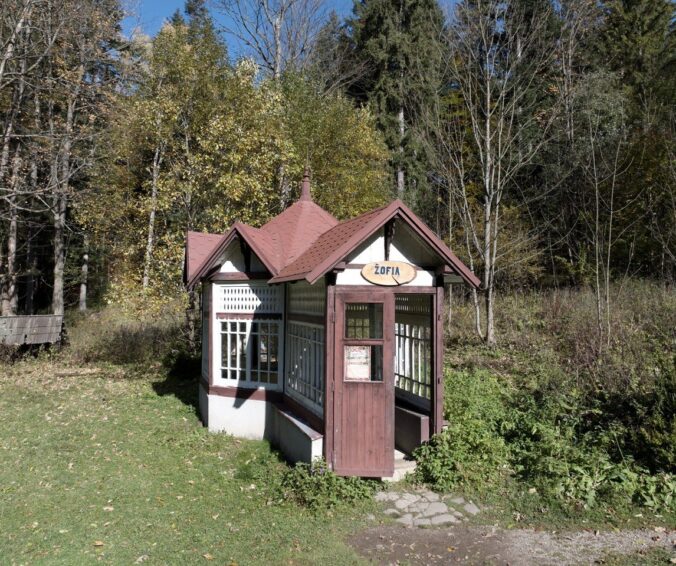 Kúpele Korytnica zažívajú prvé revitalizačné práce.