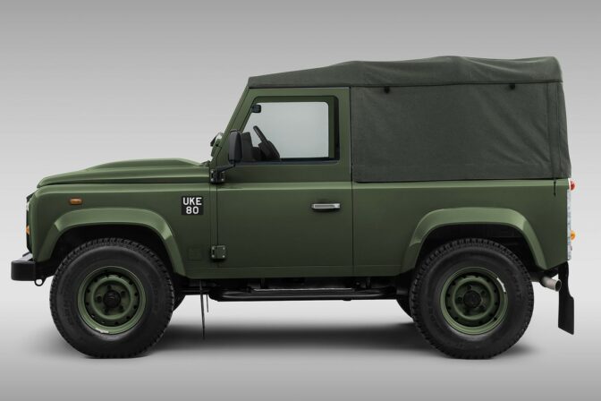 Land rover churchill__02.jpg