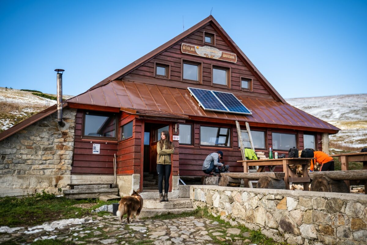 Nepoznany liptov_horske chaty a utulne_turistika_utulna durkova_nizke tatry_j.majerciak_jesen 2023 6small_.jpg