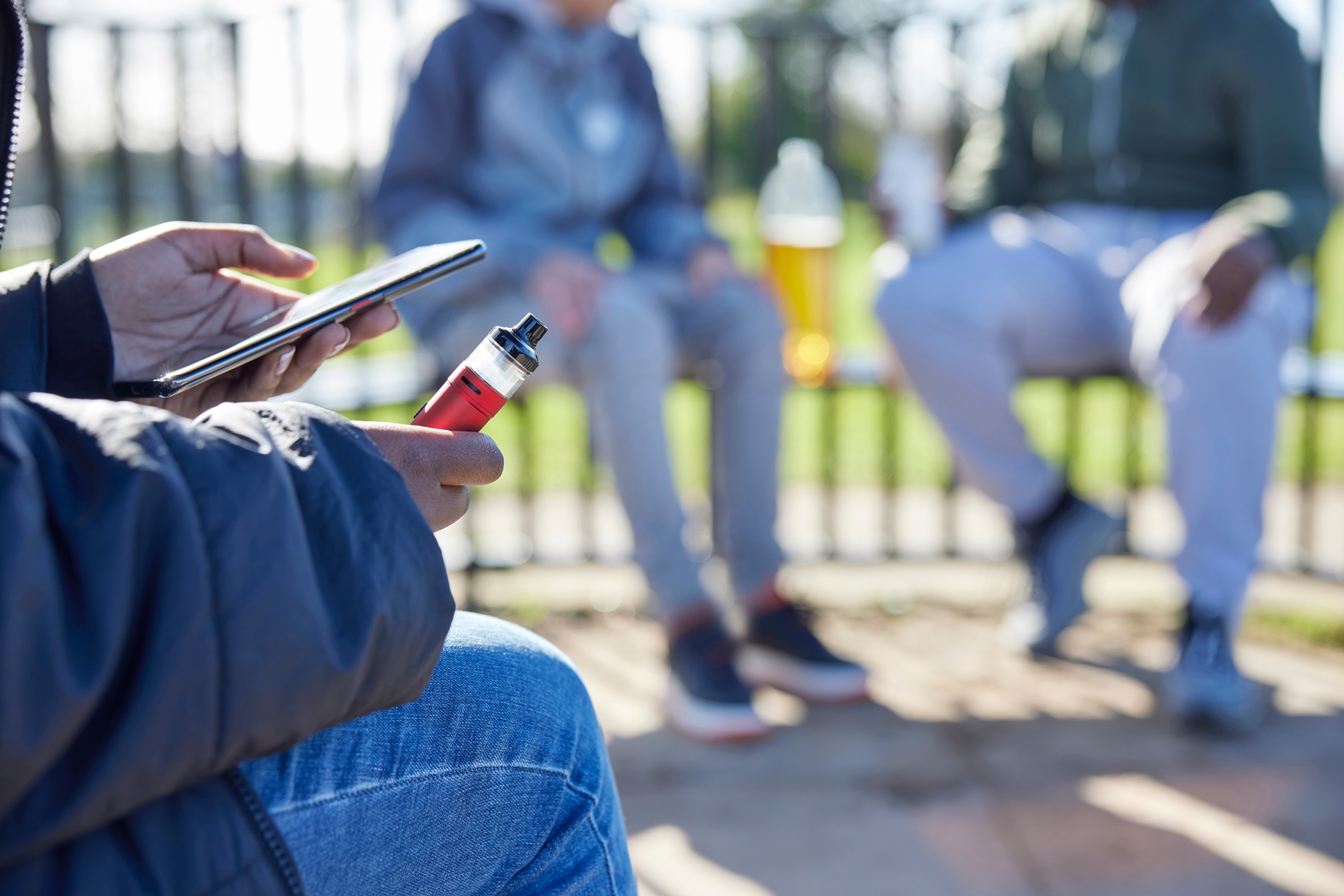 Výrobky na fajčenie sú pre deti stále ľahko dostupné. Najrizikovejšie sú jednorazové e-cigarety a bylinné výrobky