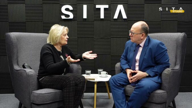 Okno do sveta Magda Vášáryová, Miroslav Wlachovský