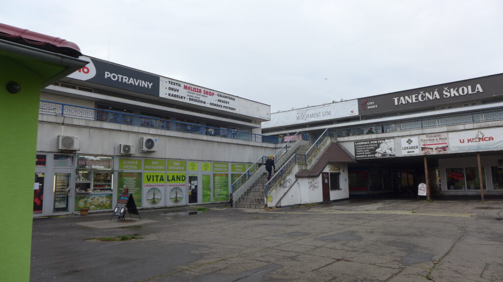 Dom služieb Dúbravka