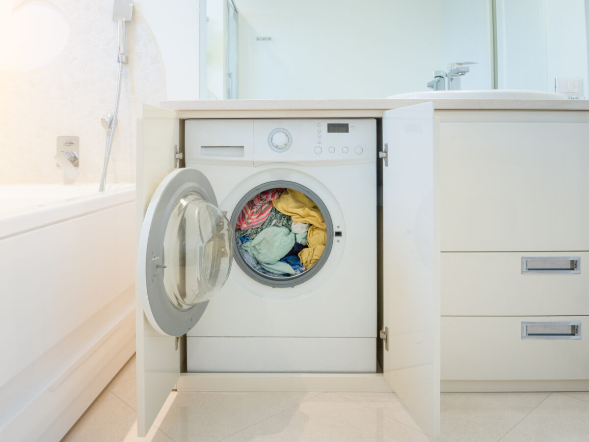 práčka v kúpeľni