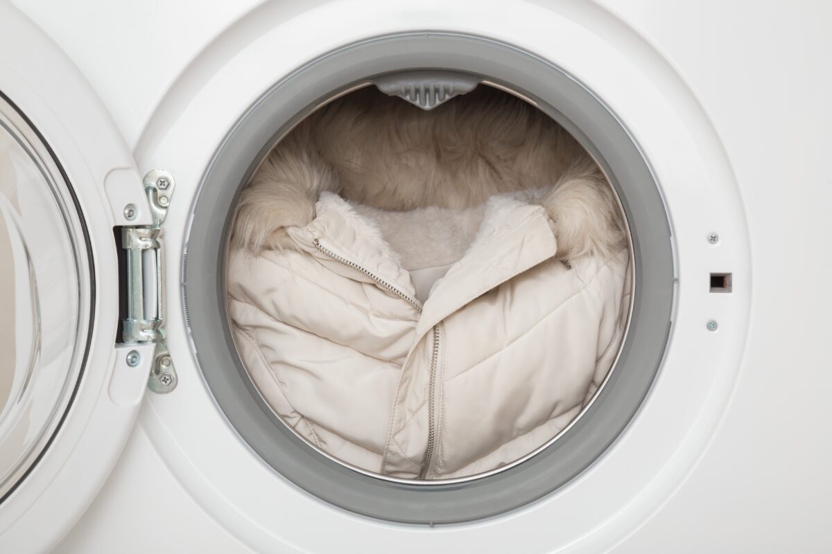 pranie zimnej bundy