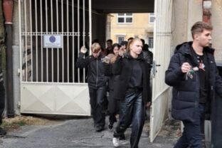 Študenti, Poprad, Fico