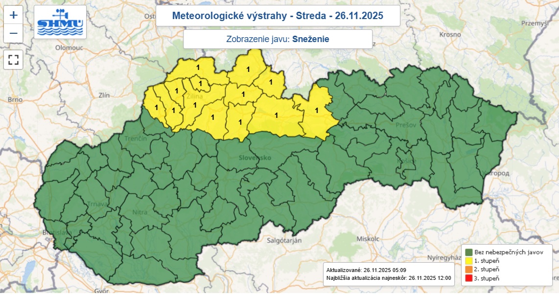 Výstraha prvého stupňa pred snežením je v stredu do 15.00 vydaná pre 13 okresov Slovenska.