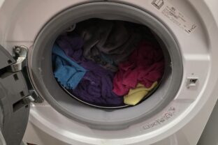 prádlo v práčke