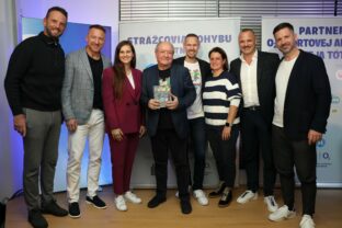 2025_h_r_n_c_r_i_k_o_v_a_foto_krst_knihy 14.jpg