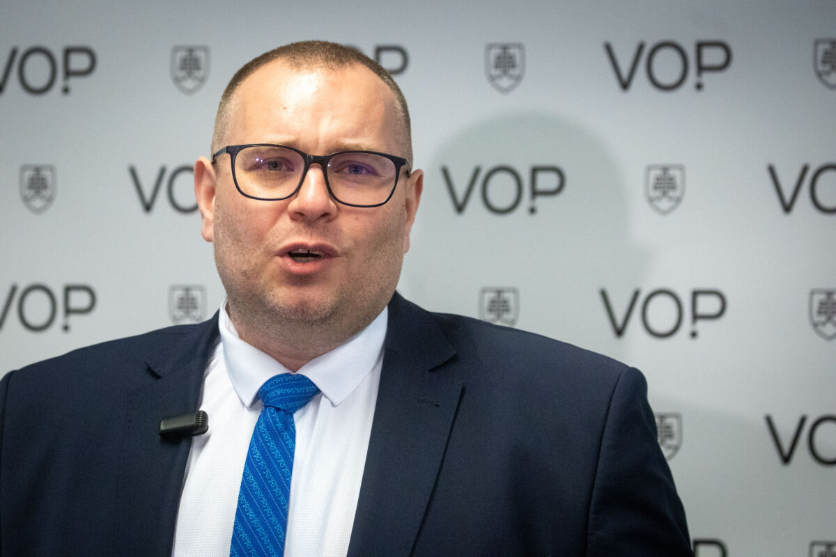 VOP: 100 dní vo funkcii