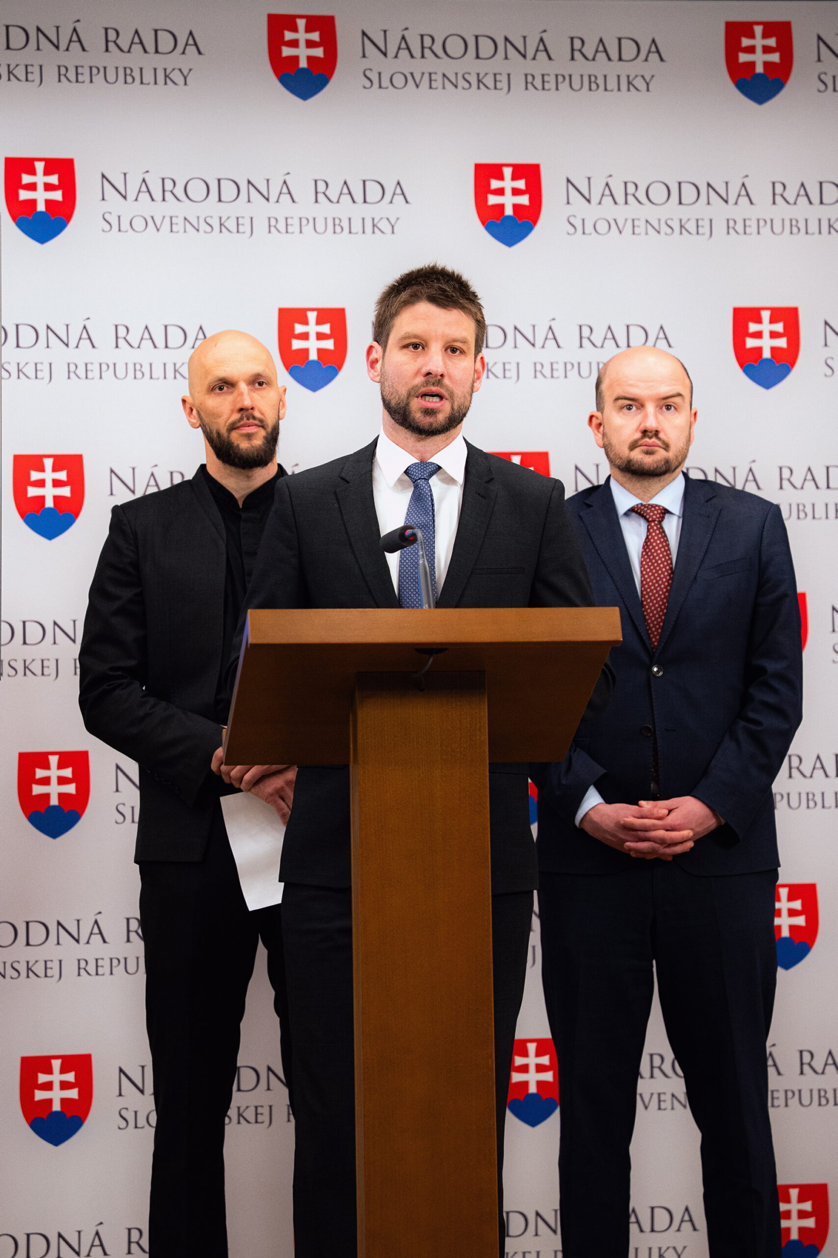 PS: Podpisová akcia za zrušenie transakčnej dane