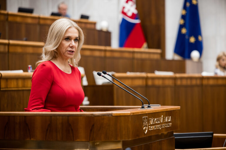 NR SR: Rokovanie 35. schôdze