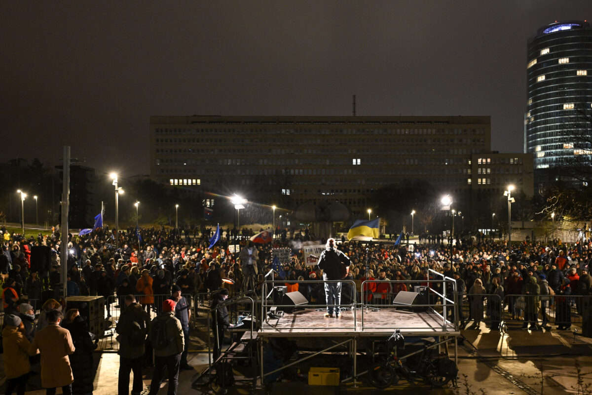 PROTEST: Nahnevané ženy