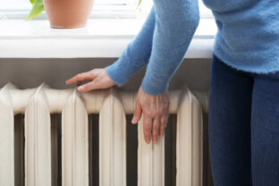 Ohrievanie sa pri radiatóre