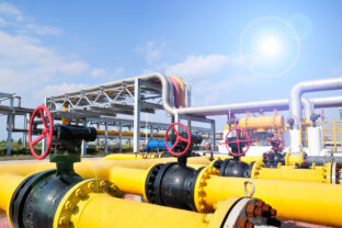 The pipe and valve oil fields