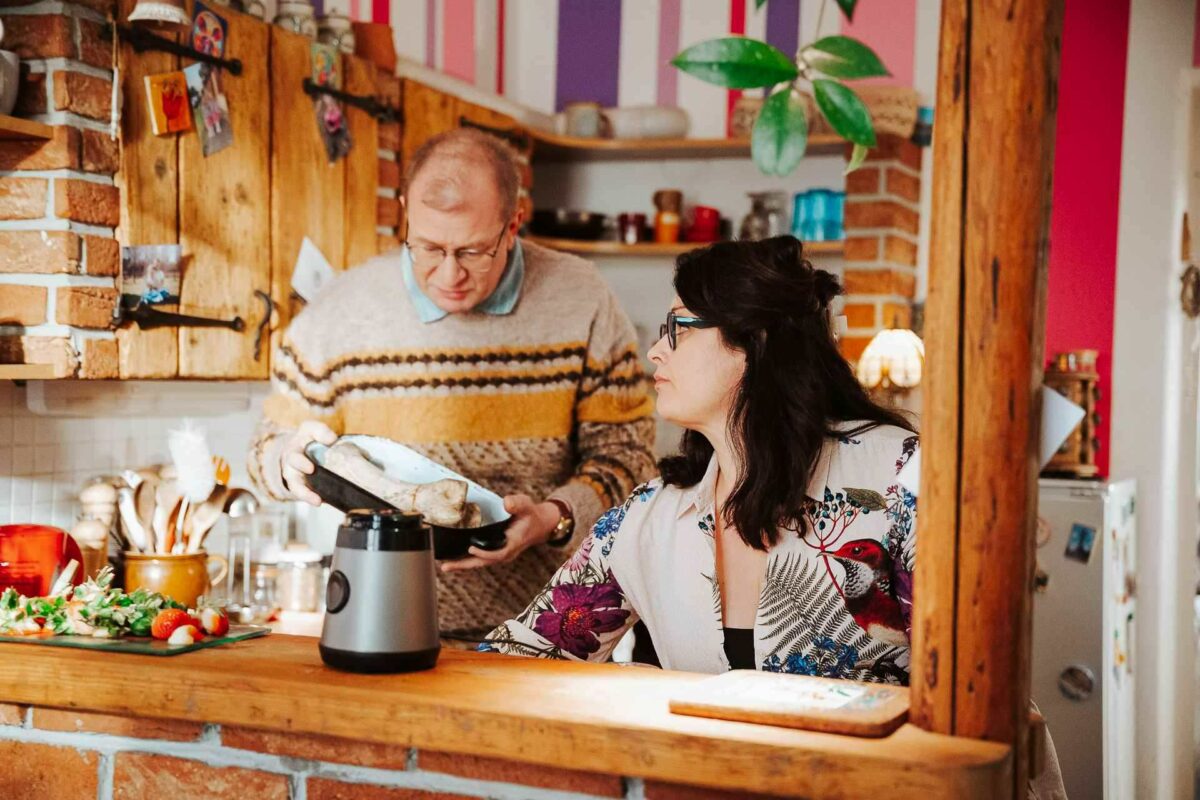 Martin pechlat je v ked sa zhasne zenaty s petra polnisovou_ked sa zhasne foto bontonfilm.jpg