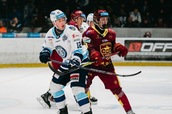 HOKEJ: Nitra - Trenčín