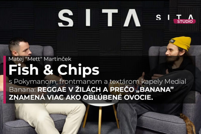 Pokyman, frontman a texture kapely Medial Banana v rozhvore s Matejom Martinčekom počas nahrávania video podcastu v Štdúiu SITA.