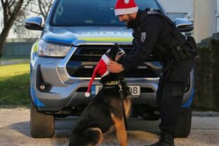 Polícia na Štedrý deň