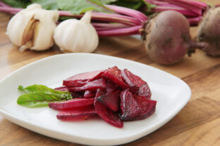 Pečená červená repa