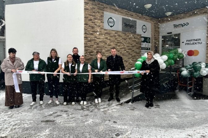 Slavnostne otvorenie cj oravska lesna.jpeg